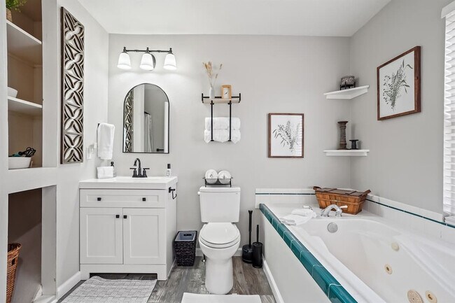 Building Photo - 1619 Ruby Ct