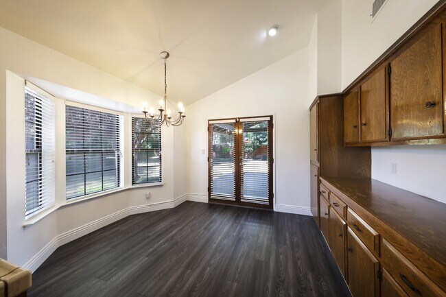 Building Photo - 3905 Cibola Ct