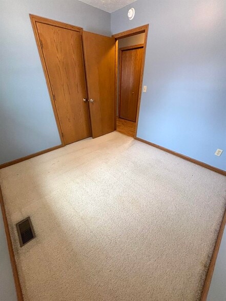 Building Photo - 3445 Dorothy Ln