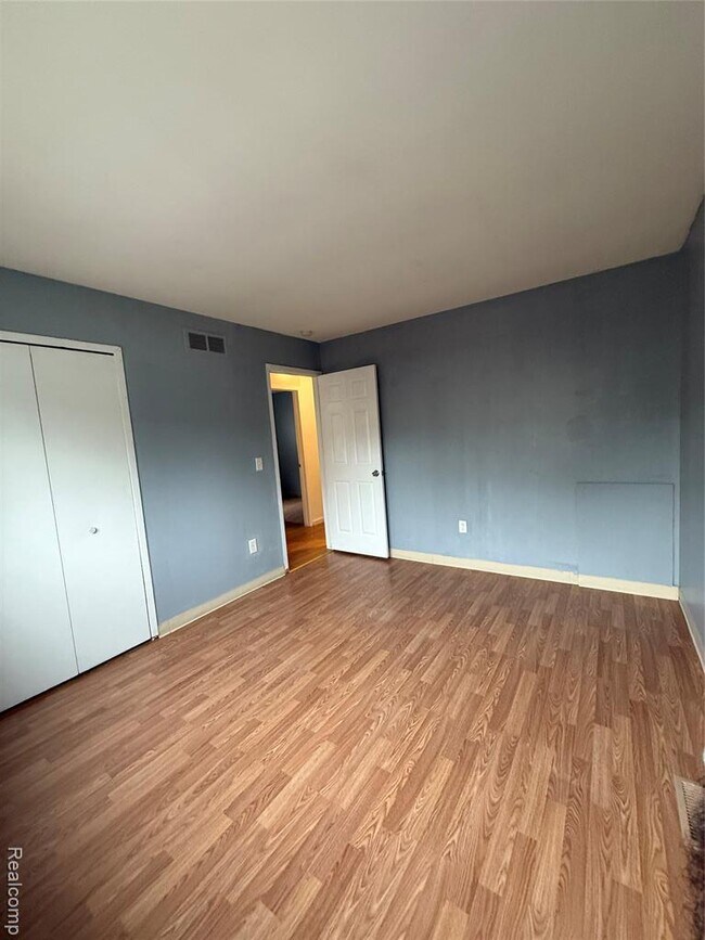 Building Photo - 7219 Hupp Ave
