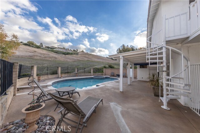 Building Photo - 1091 S Burlwood Dr