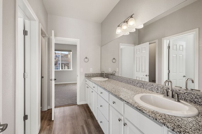 Building Photo - Newer South Reno Single Level House for Rent