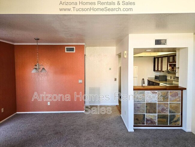 Building Photo - 4273 N River Grove Cir