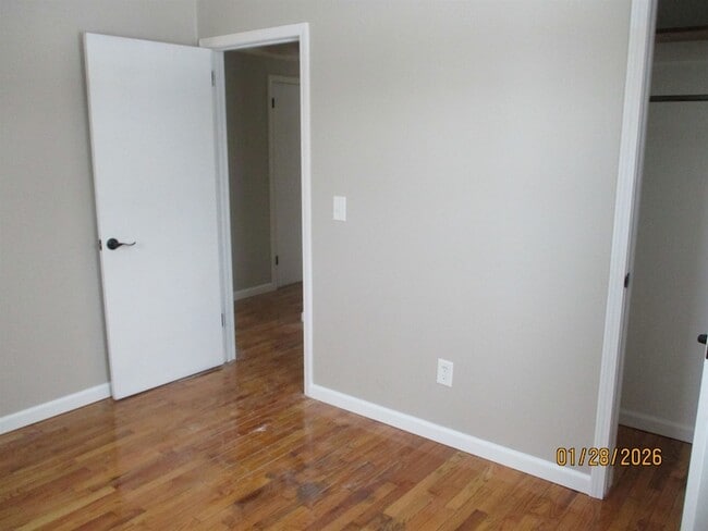 Building Photo - 12510 Sheridan Rd