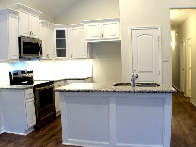 Building Photo - 16725 Stonefield St