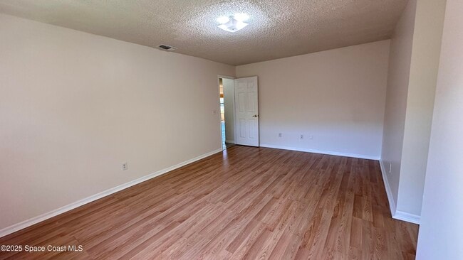 Building Photo - 3807 Jupiter Blvd SE