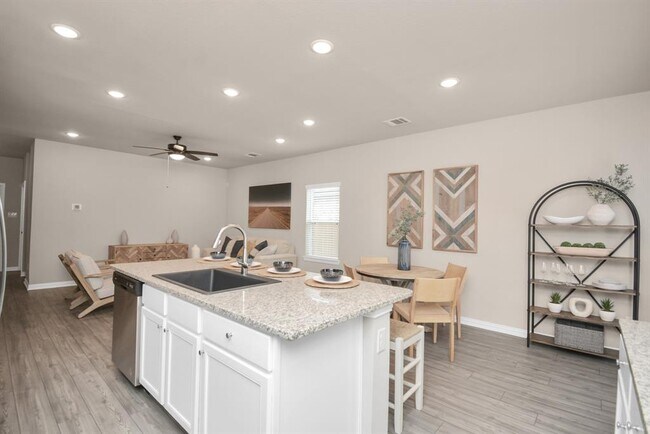 Building Photo - 4603 Aurora Gln Dr