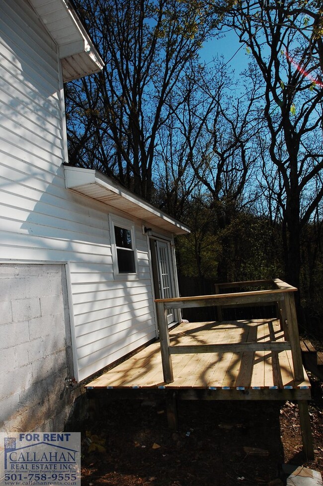 Building Photo - Updated 3 Bedroom NLR Home