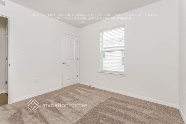 Building Photo - 16396 Grey Pne Dr