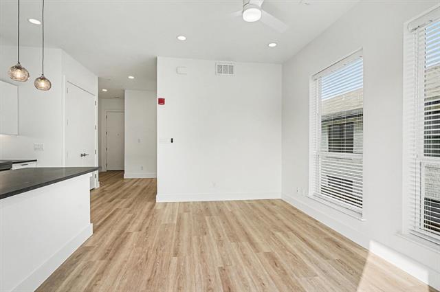 Building Photo - 2217 N Fitzhugh Ave