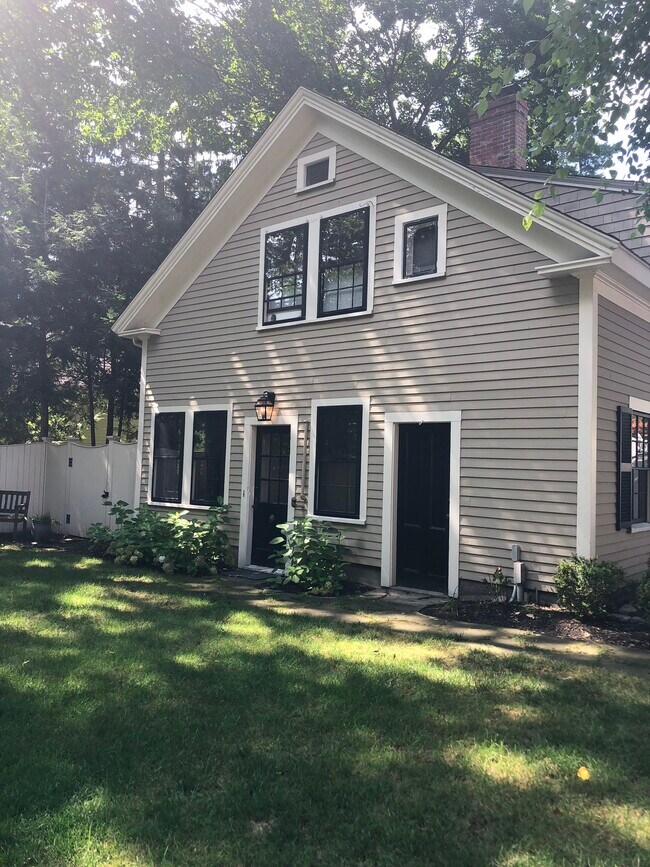 31 Abbott Rd 31 Abbott Rd Wellesley MA 02481 Apartment Finder