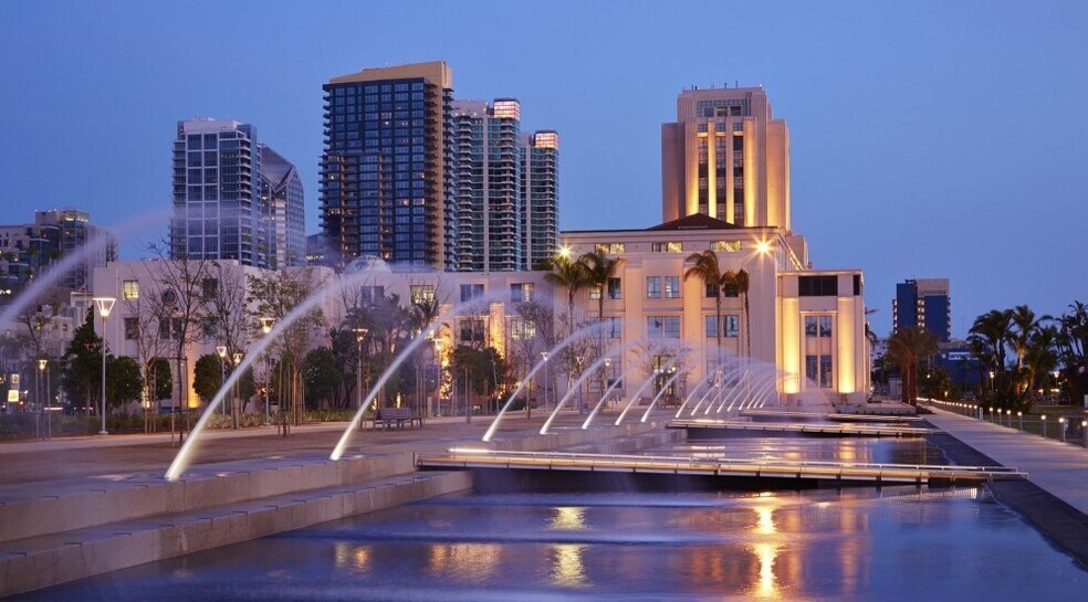 Building Photo - 2950 Columbia St