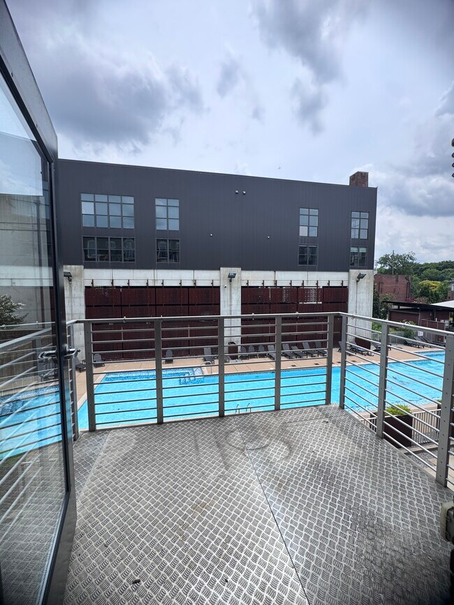 Building Photo - 1350 Rosa L Parks Blvd