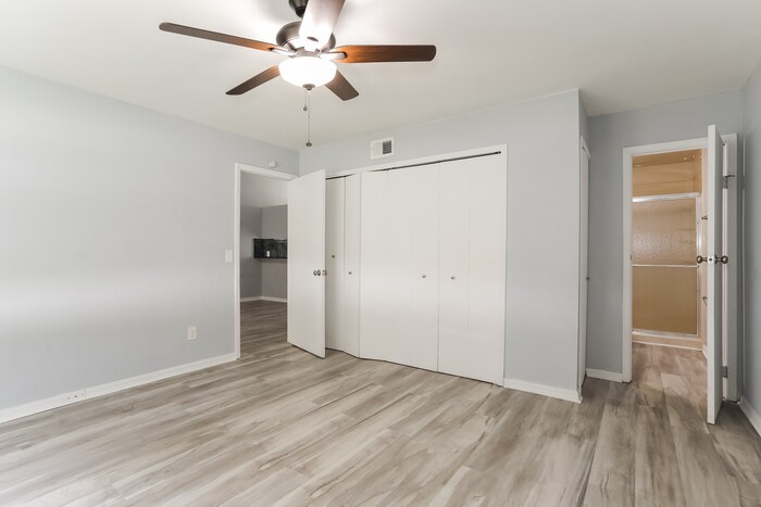 Building Photo - 11425 John Dory Way