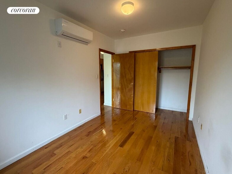 Building Photo - 342 53rd St