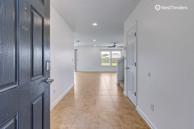 Building Photo - Five Bedrooms in Yulee's TCP!