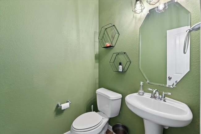 Building Photo - 14434 Cypress Meadows Dr