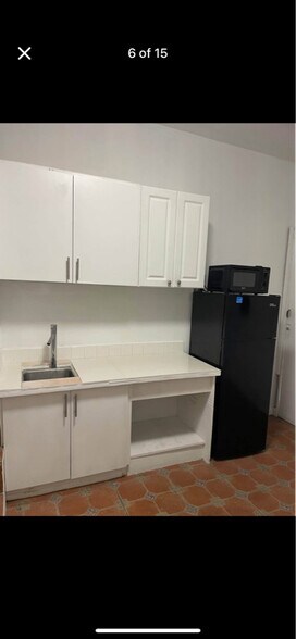 Building Photo - 3131 W 16th Ave