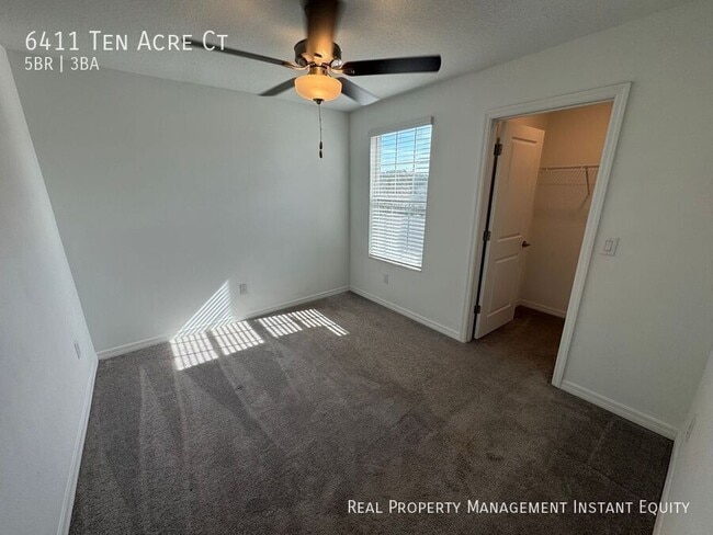 Building Photo - 6411 Ten Acre Ct