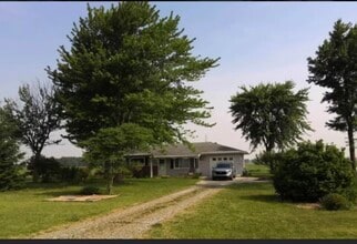 Building Photo - 4610 S County Line Rd W