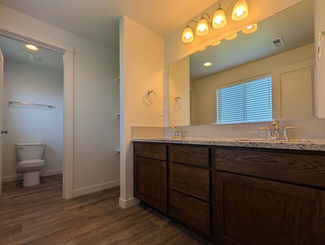 Building Photo - Beautiful 3-Bedroom, 2-Bath Home in Springfield!