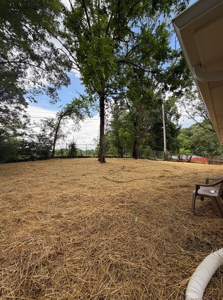Building Photo - 7754 Vista Hills Dr
