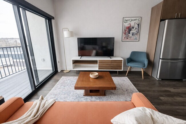 Building Photo - 4802 Capitol Ave