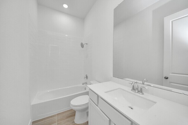 Building Photo - 32031 Victoria Meadow Dr