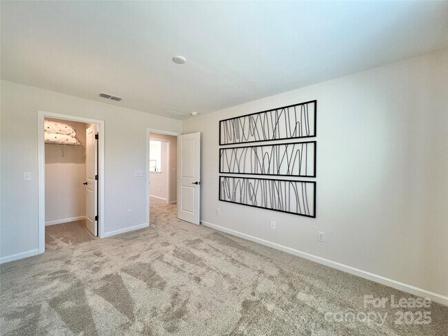Building Photo - 15906 Parkside crossing Dr