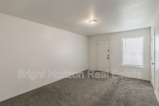 Building Photo - 8117 Doreen Ave