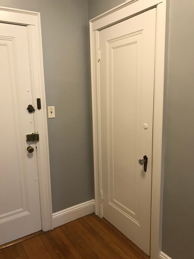 foyer closets - 52 Strathmore Rd