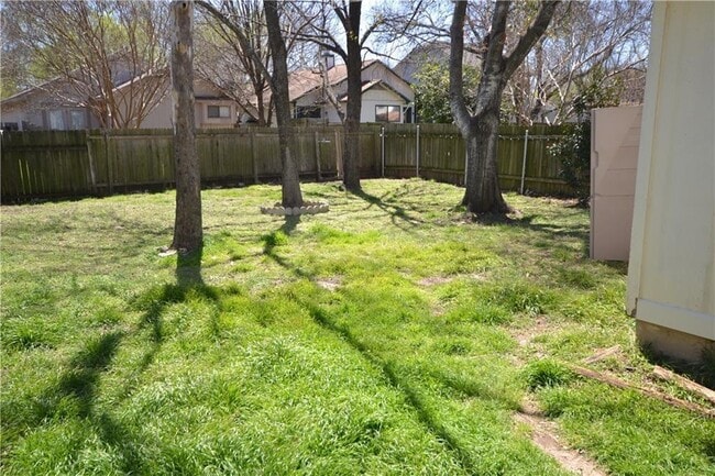 Building Photo - 1105 Green Valley Cove