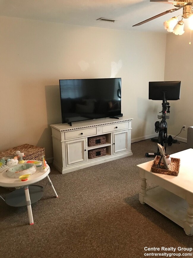 Building Photo - 122 Chestnut St