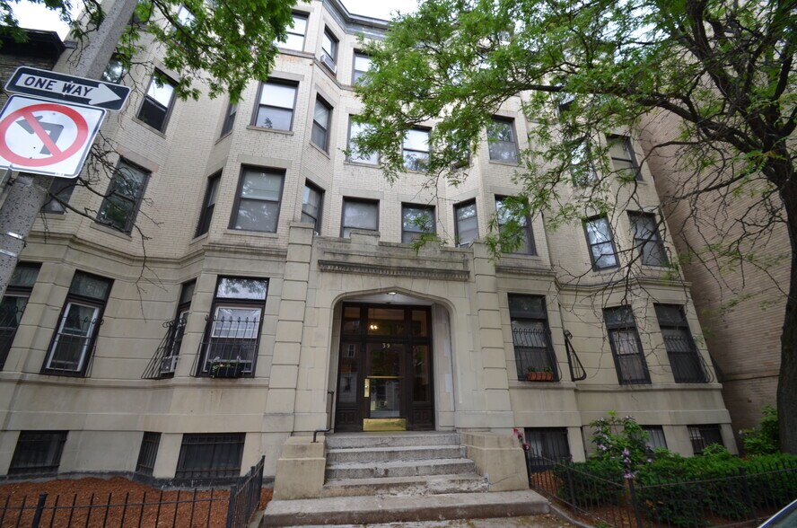 Building Photo - 45 Hemenway St