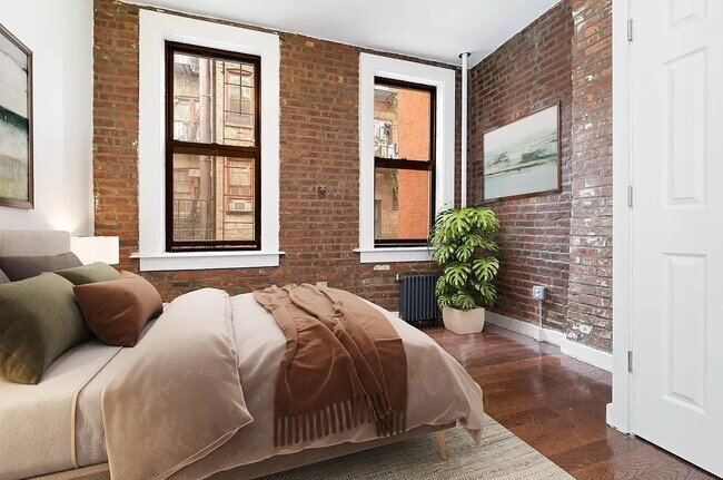 Building Photo - 104 Forsyth Street