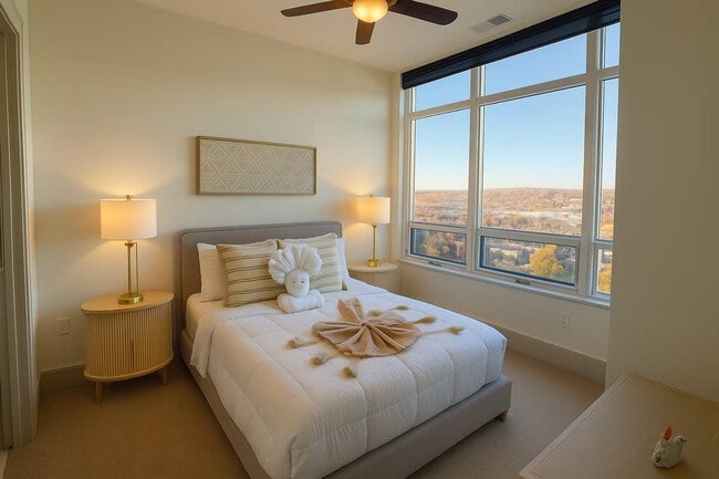 Building Photo - 1616 Anderson Rd