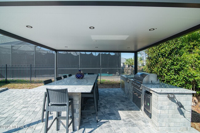 Building Photo - 11409 Madelynn Dr