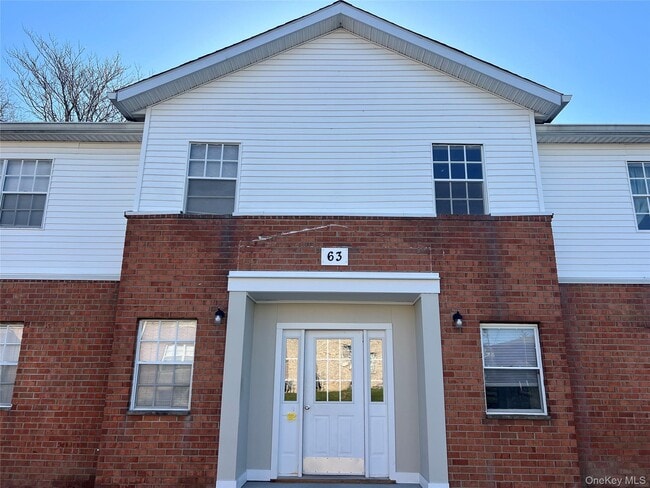 Building Photo - 63 Kenwood Dr