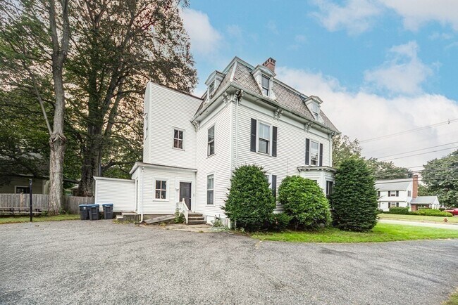 Building Photo - 78 W Central St