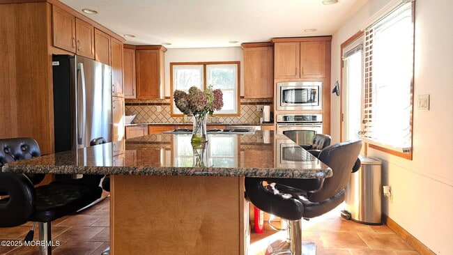 Building Photo - 406 Ninth Ave