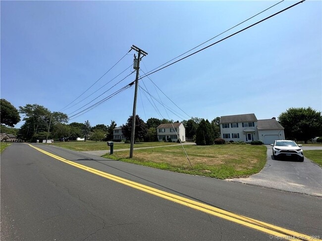 Building Photo - 59 Fairhaven Rd