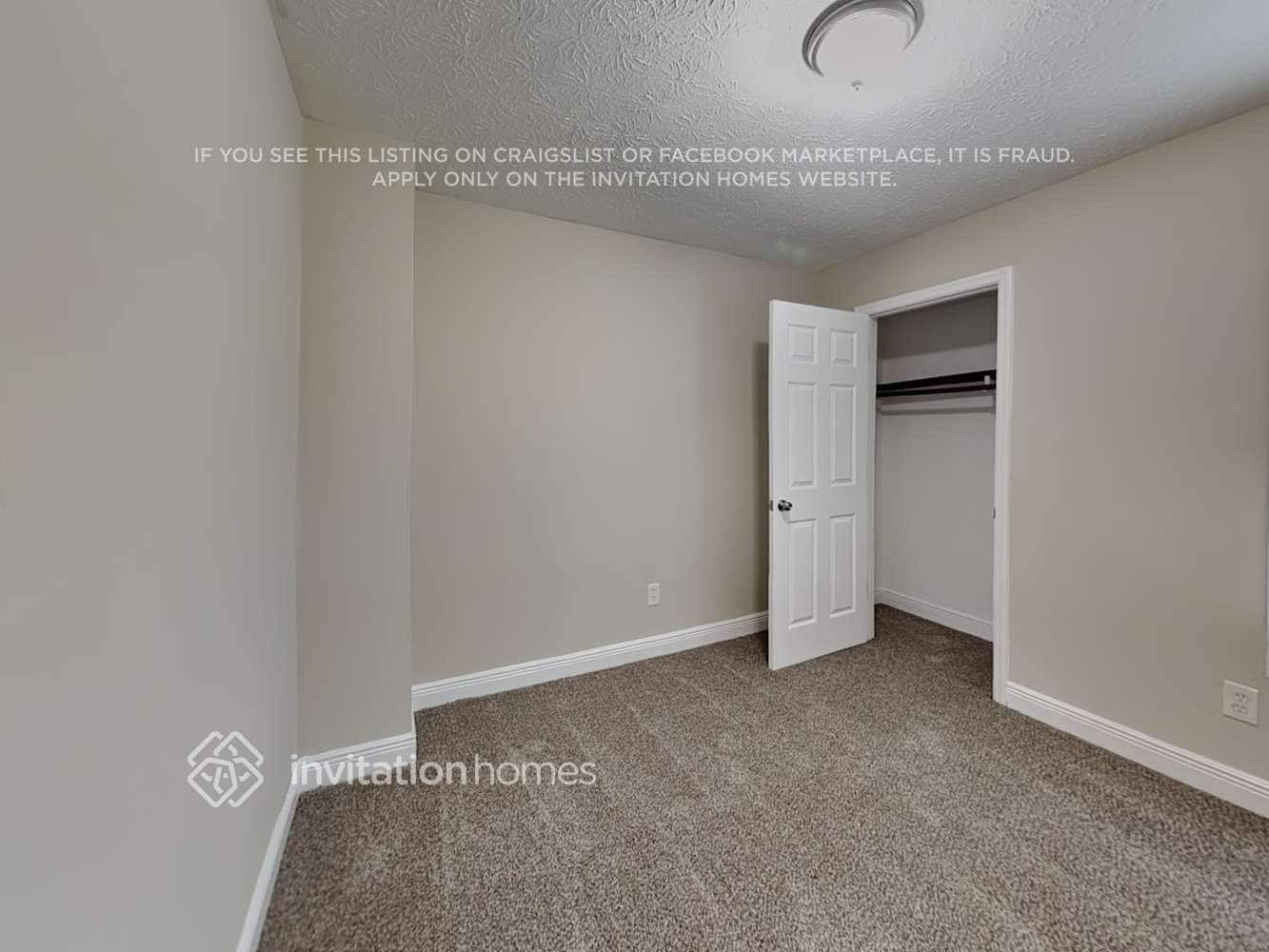 Building Photo - 36 Willow Dr