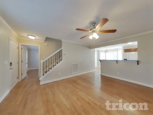 Building Photo - 2784 Aston Woods Ln