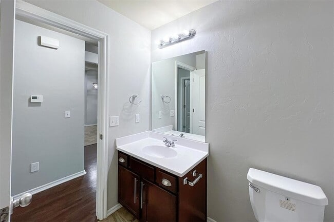 Building Photo - 2901 Cider Mill Ln