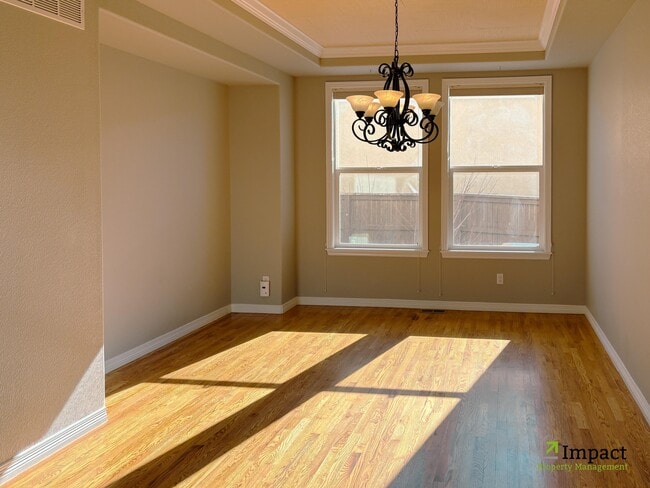 Building Photo - 10862 Glengate Cir