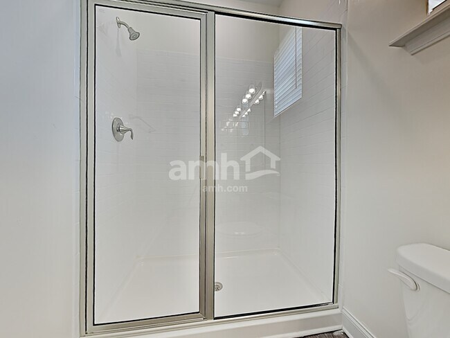 Building Photo - 109 Pullen Dr