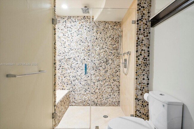 Building Photo - 21205 NE 37th Ave