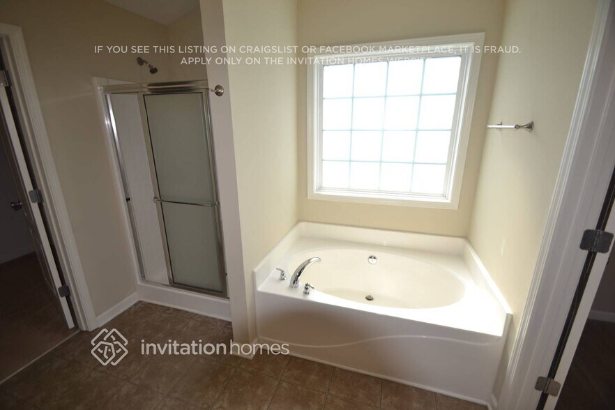Building Photo - 971 Wisteria View Ct SE