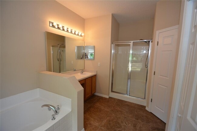 Building Photo - 36 Reidsville Dr