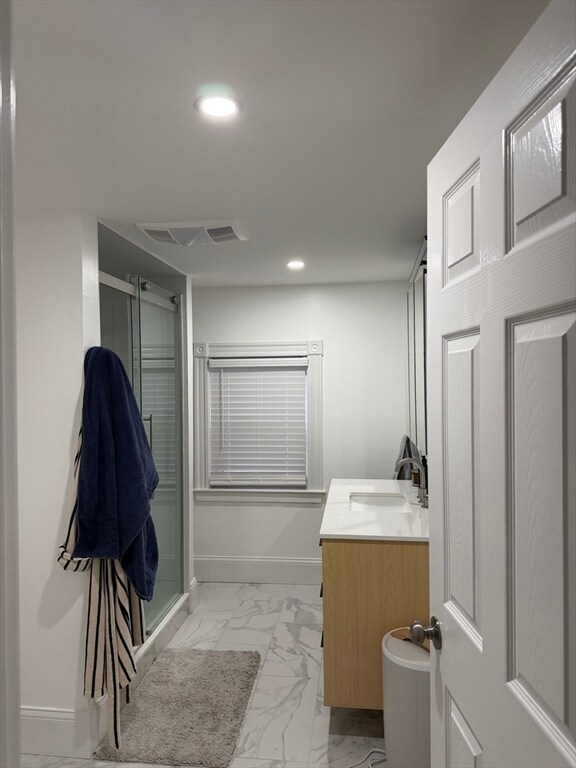 Building Photo - 175 Everett St